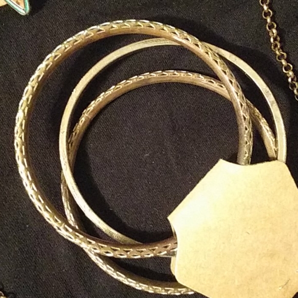 Necklace bundle - Picture 3 of 13